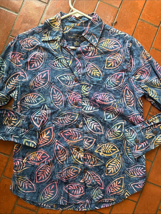 Hand Crafted Tops - Handcrafted batik Leaf Print Button-Up,100% cotton from Indonesia, cool dyes! S